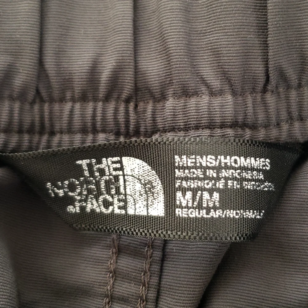The North Face Shorts Size M